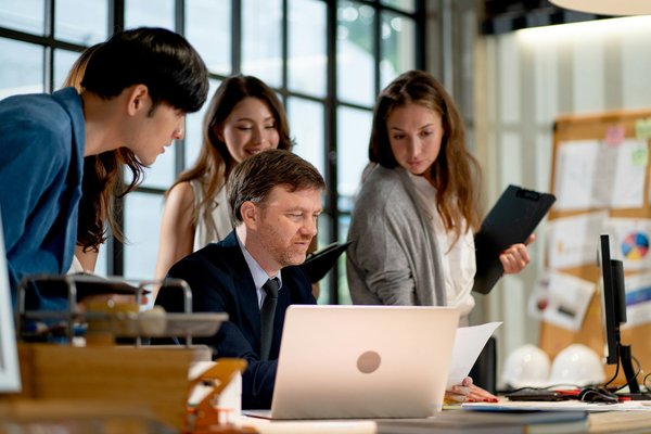 Stratégies efficaces pour développer et accélérer son business